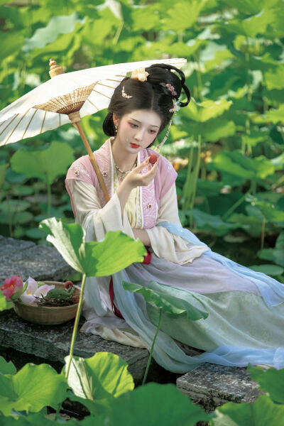 伦理卡一卡二