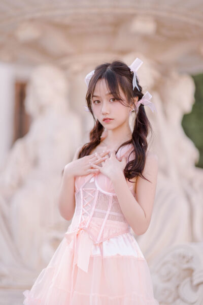 久久99精品一区二区蜜桃臀
