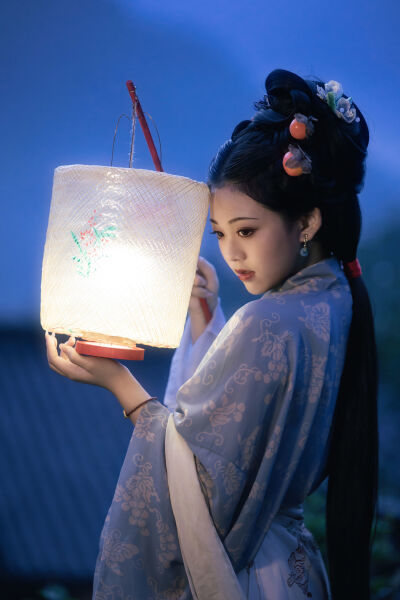 日本一区二三区好的精华液