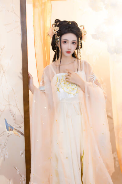 把女友妹妹认成了女友