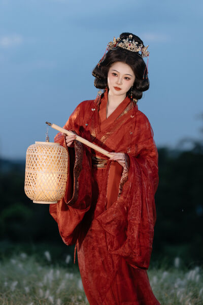 青梅竹马是消防员免费樱花