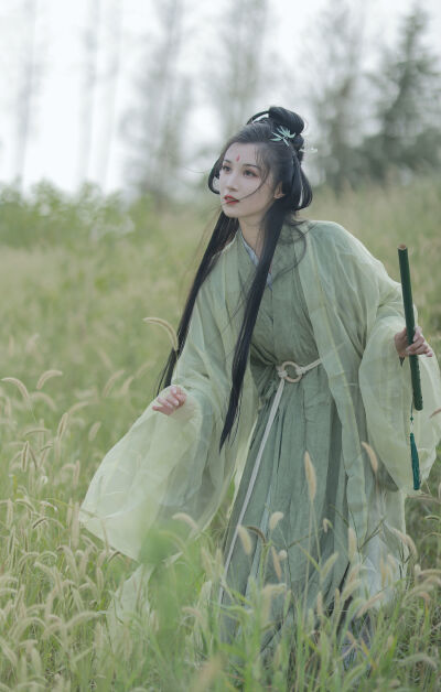 人妻一卡二卡