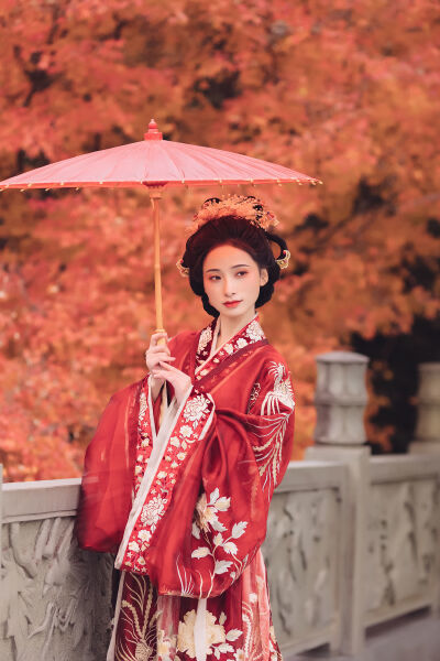 新婚娇妻被粗长征服txt下载