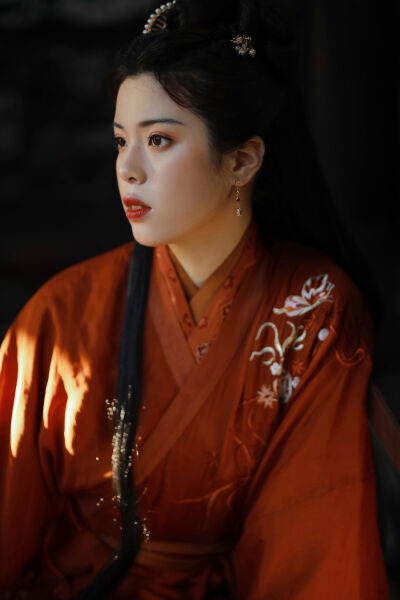 润色红叶吻蛇枝by黛妃