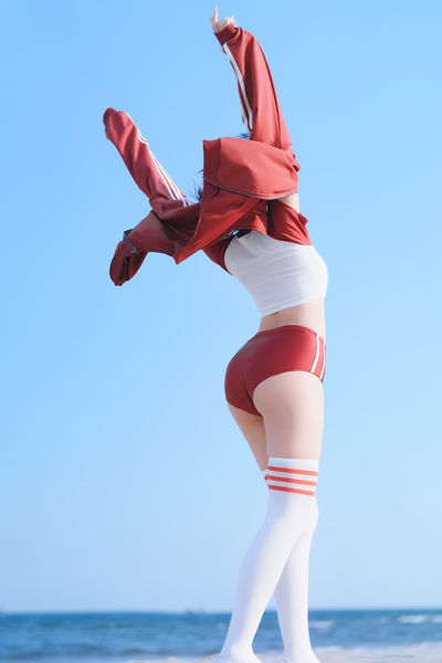 年轻的嫂子中文字幕