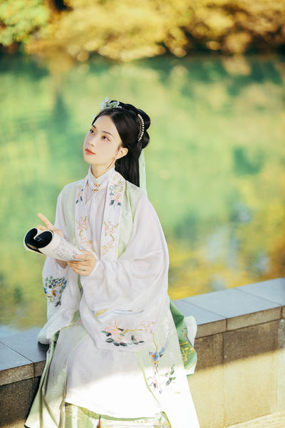 韩国三级免费在线