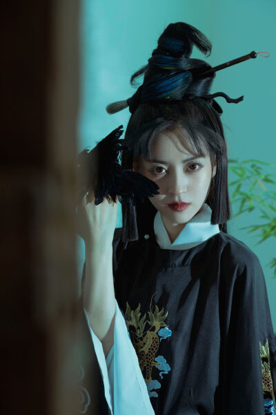《内衣办公室》完整版在线观看