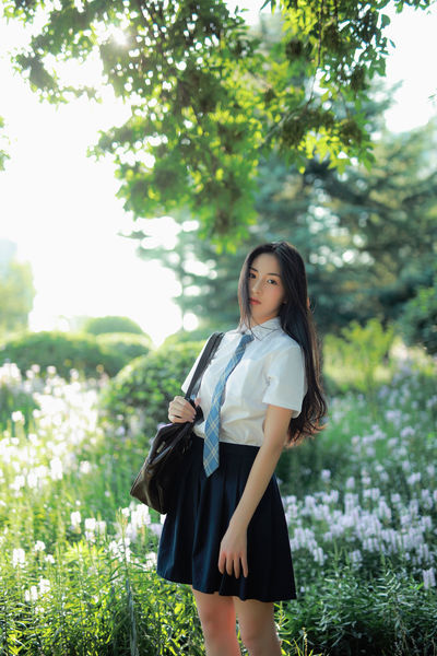 成人无毛片